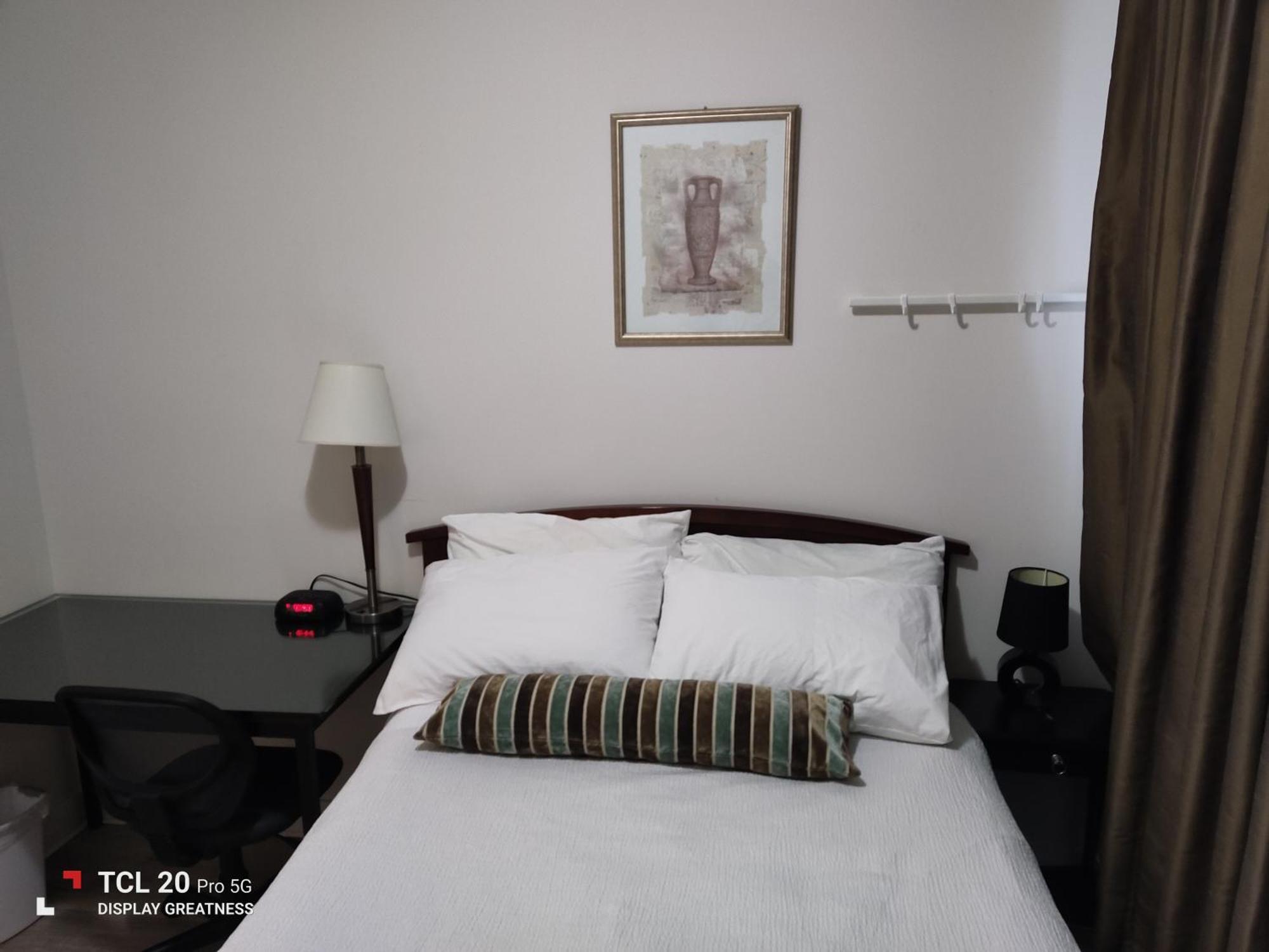 Sweet House Bed & Breakfast Victoria